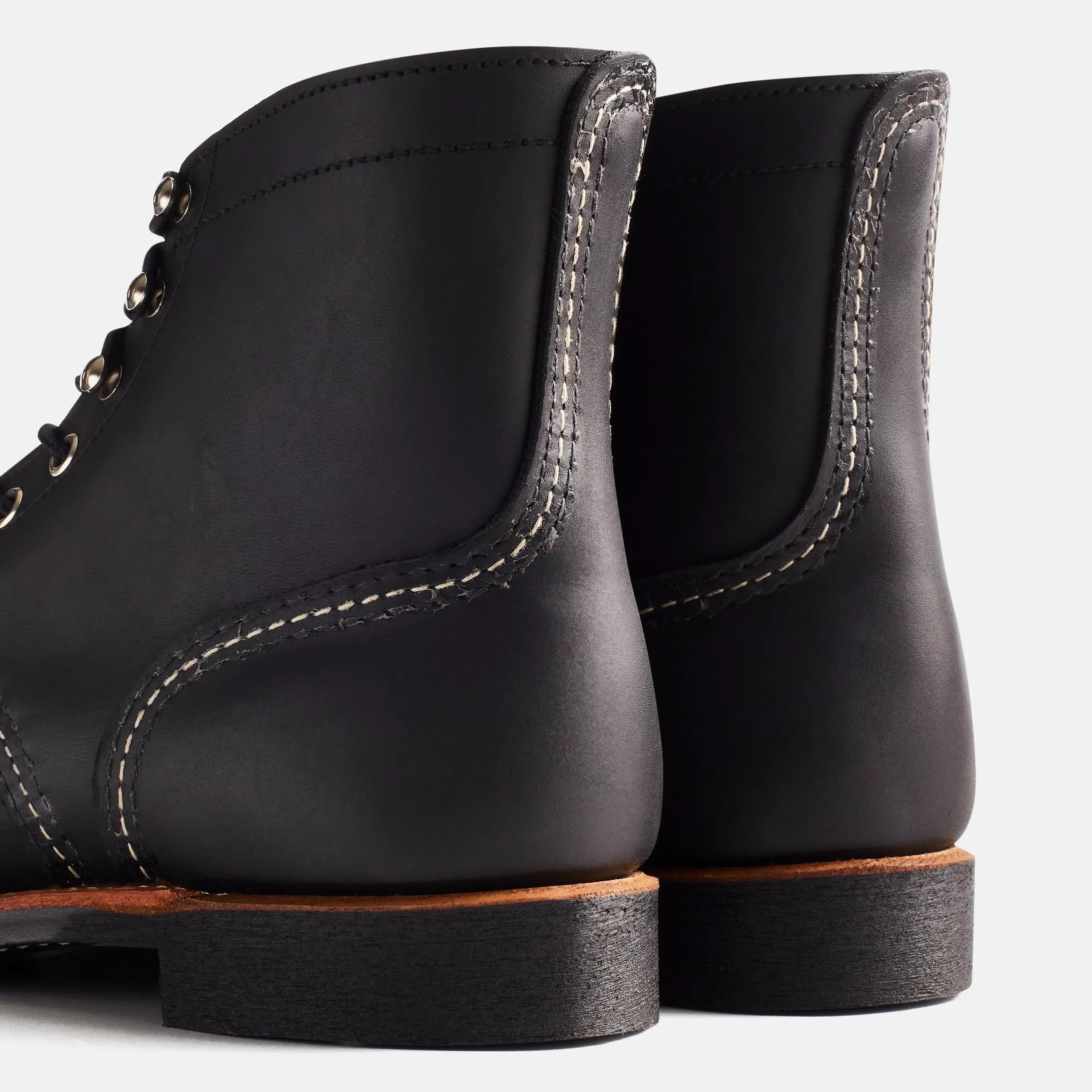 Red Wing Shoes | Iron Ranger 6-Inch Boot in Black Leather 8084