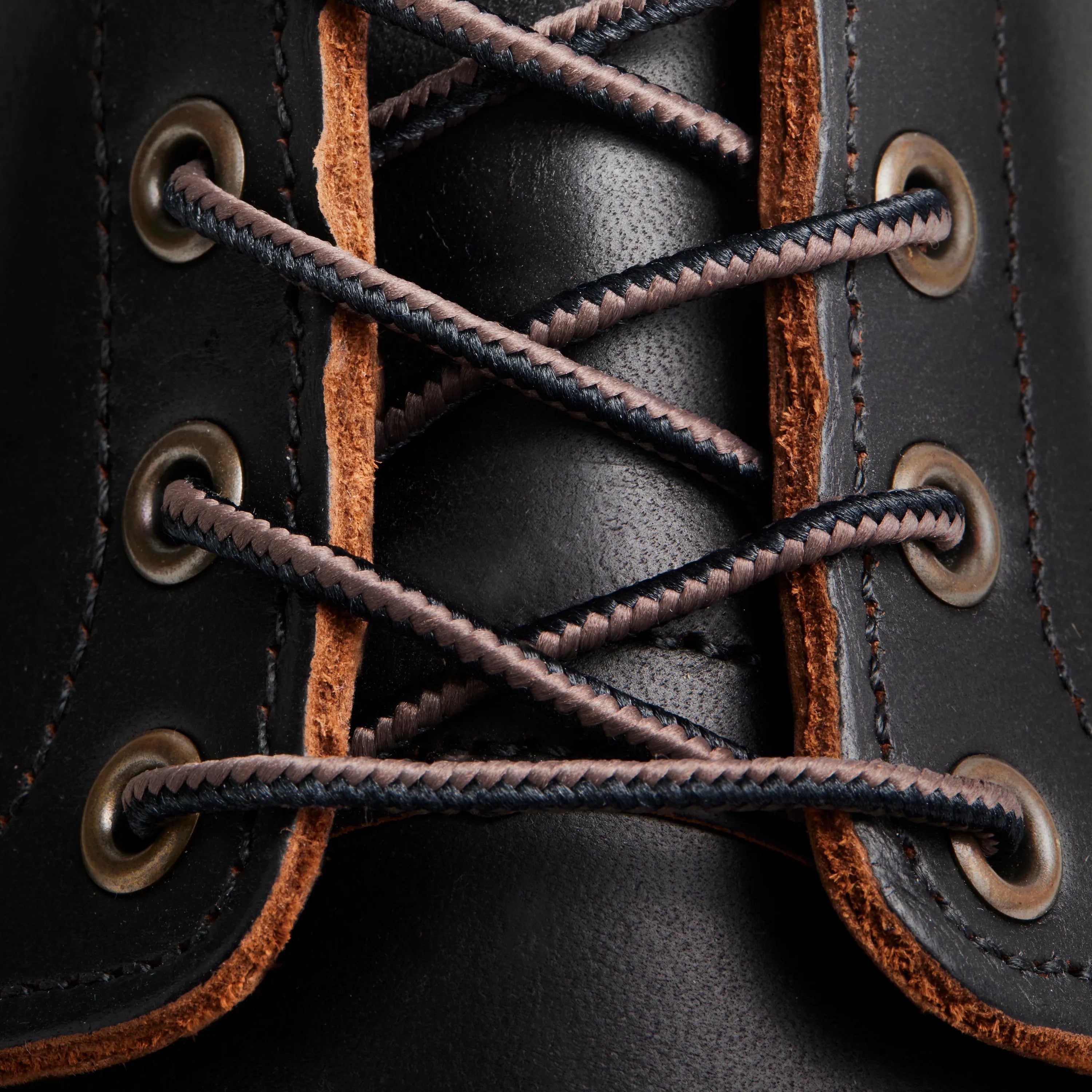 Red Wing Shoes | Classic Moc 6-Inch Boot in Black Leather 8849