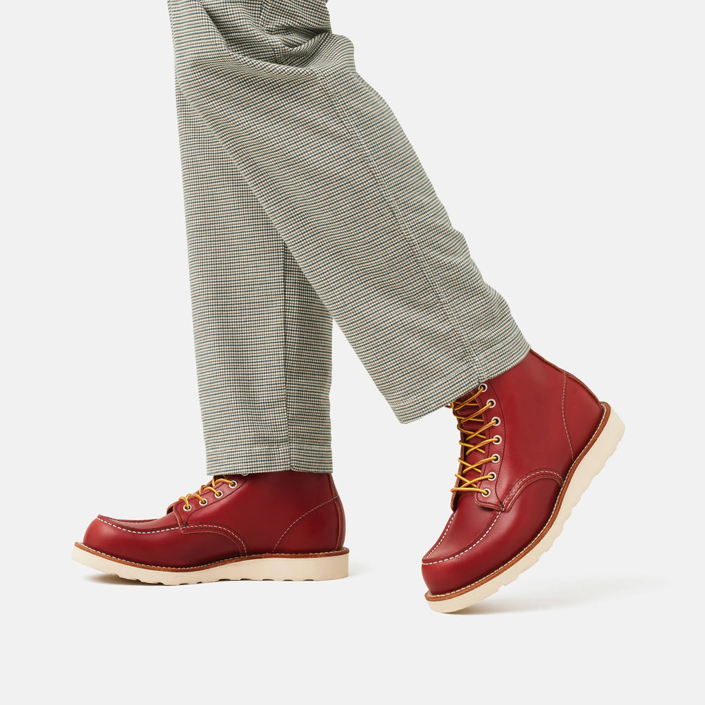 Red Wing Shoes | Classic Moc in Oro Russet 8875 | Red Wing Heritage