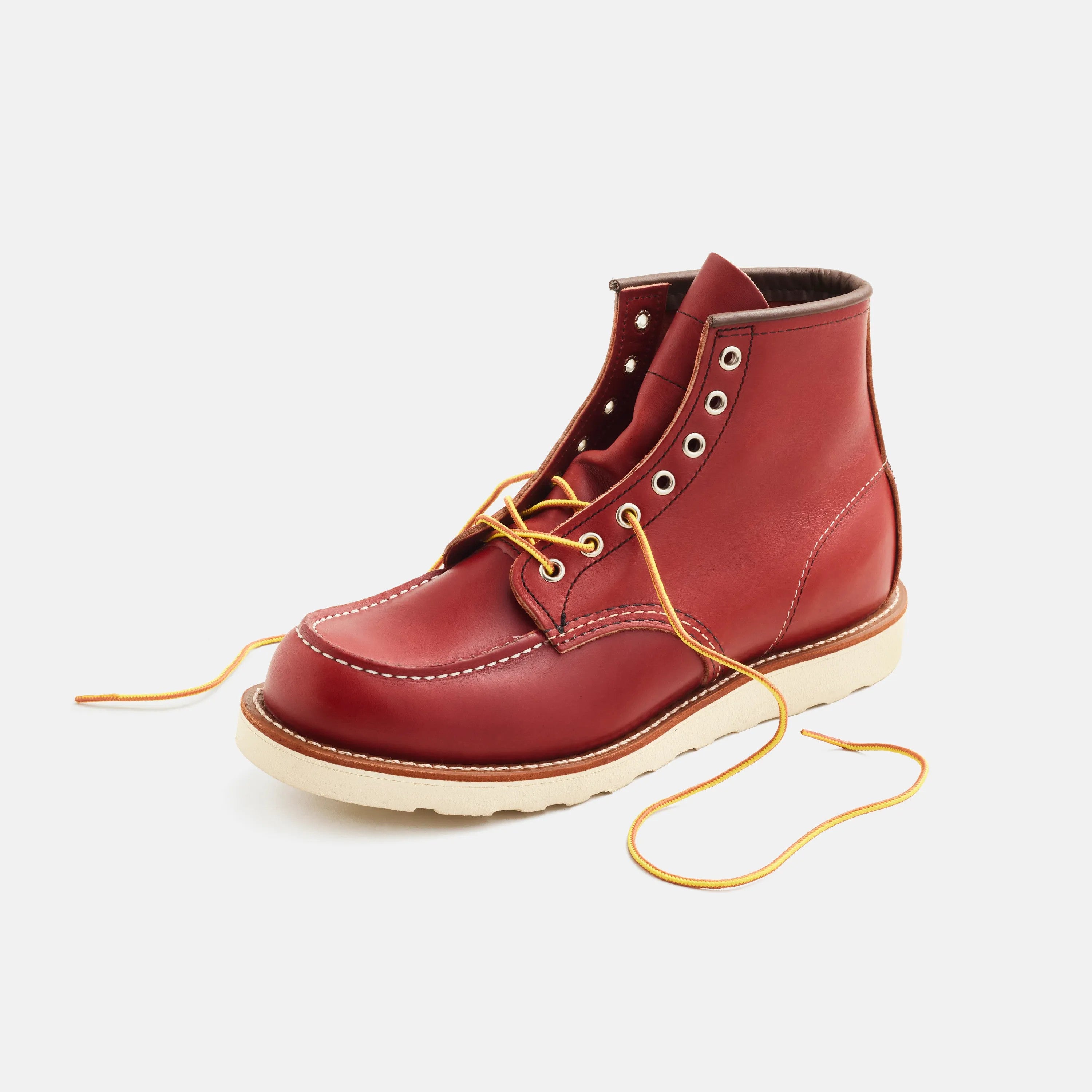 Red Wing Shoes | Classic Moc in Oro Russet 8875 | Red Wing Heritage