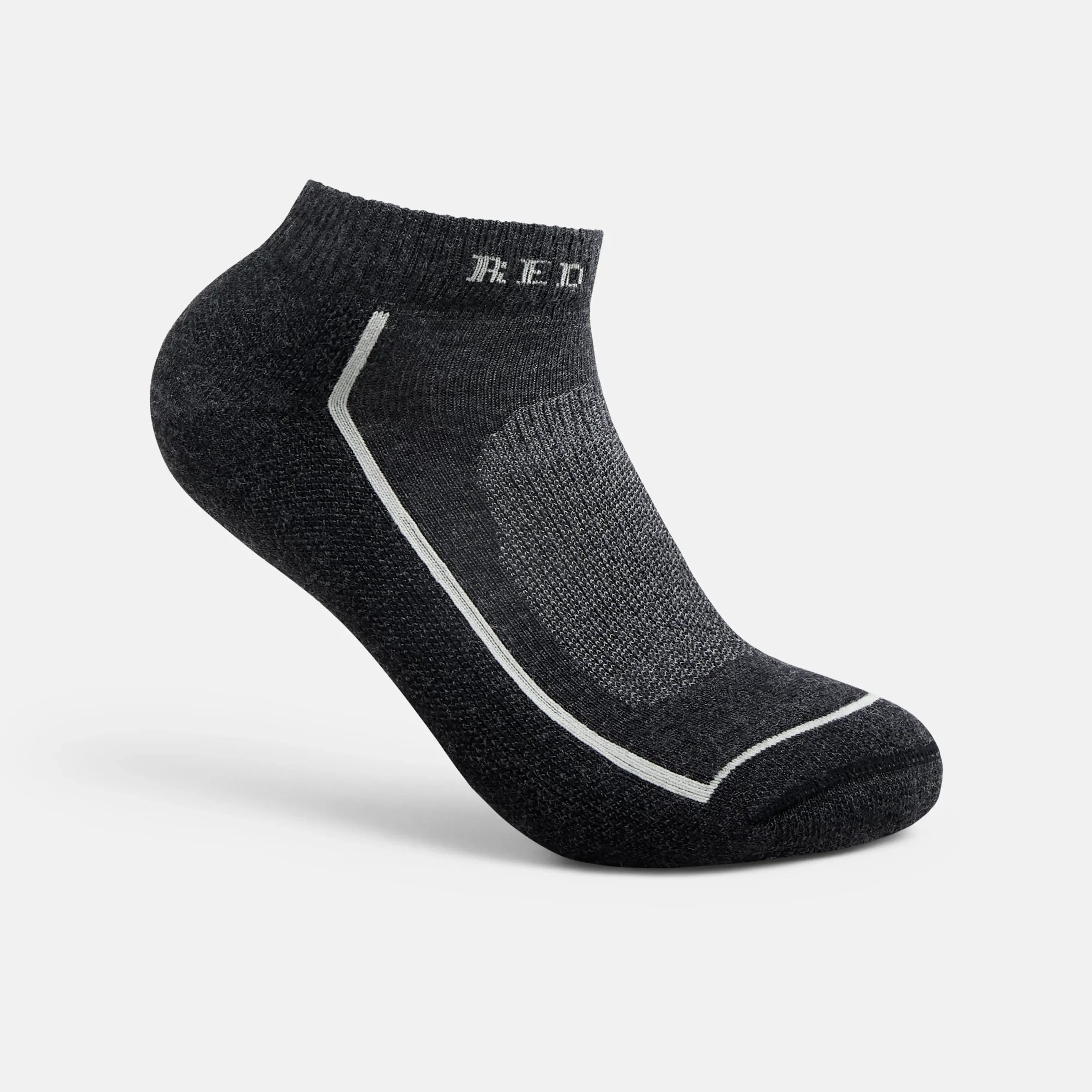 Red Wing Shoes | Unisex Steel-Toe Merino Wool Blend Quarter Crew Sock in Black 97393